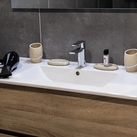 아파트 Baia Mar T1 - By Smarthomes 상 마르티뇨 두 포르투